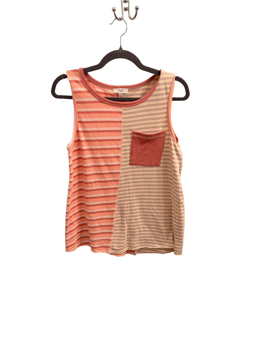 Easel Los Angeles Striped Two-Tone Pocket Tank Top - Coral and Beige